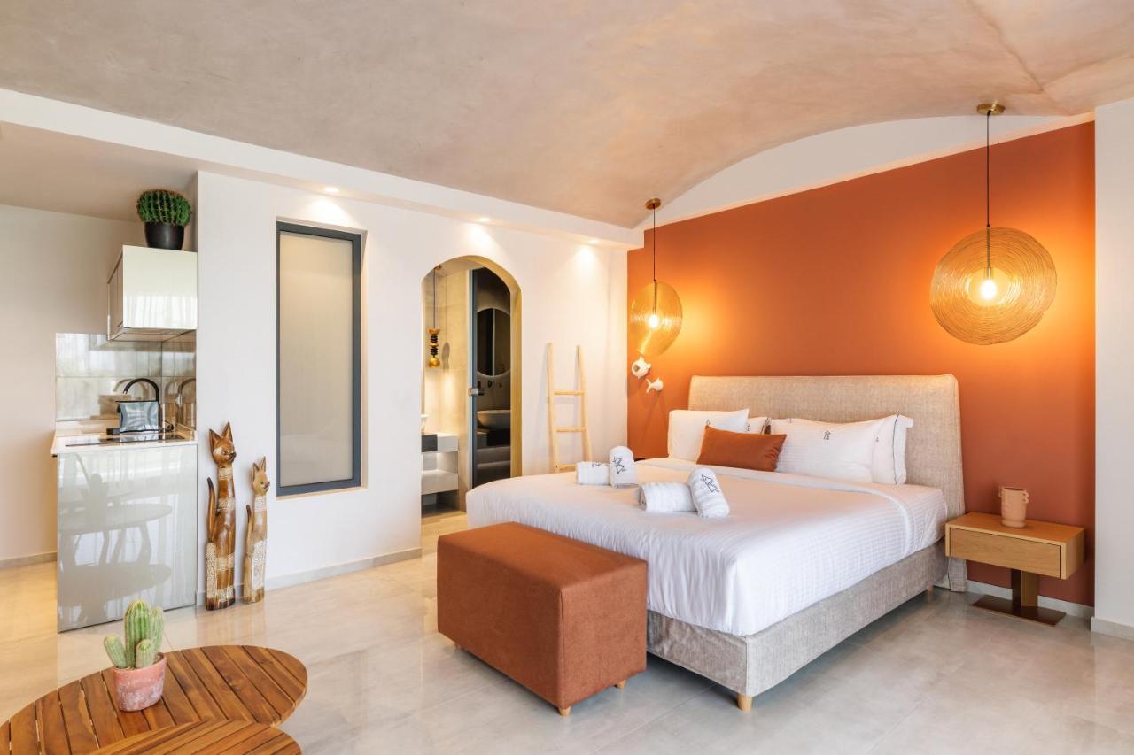 Cocooning Suites By Blue Carpet Pefkochori Exterior foto